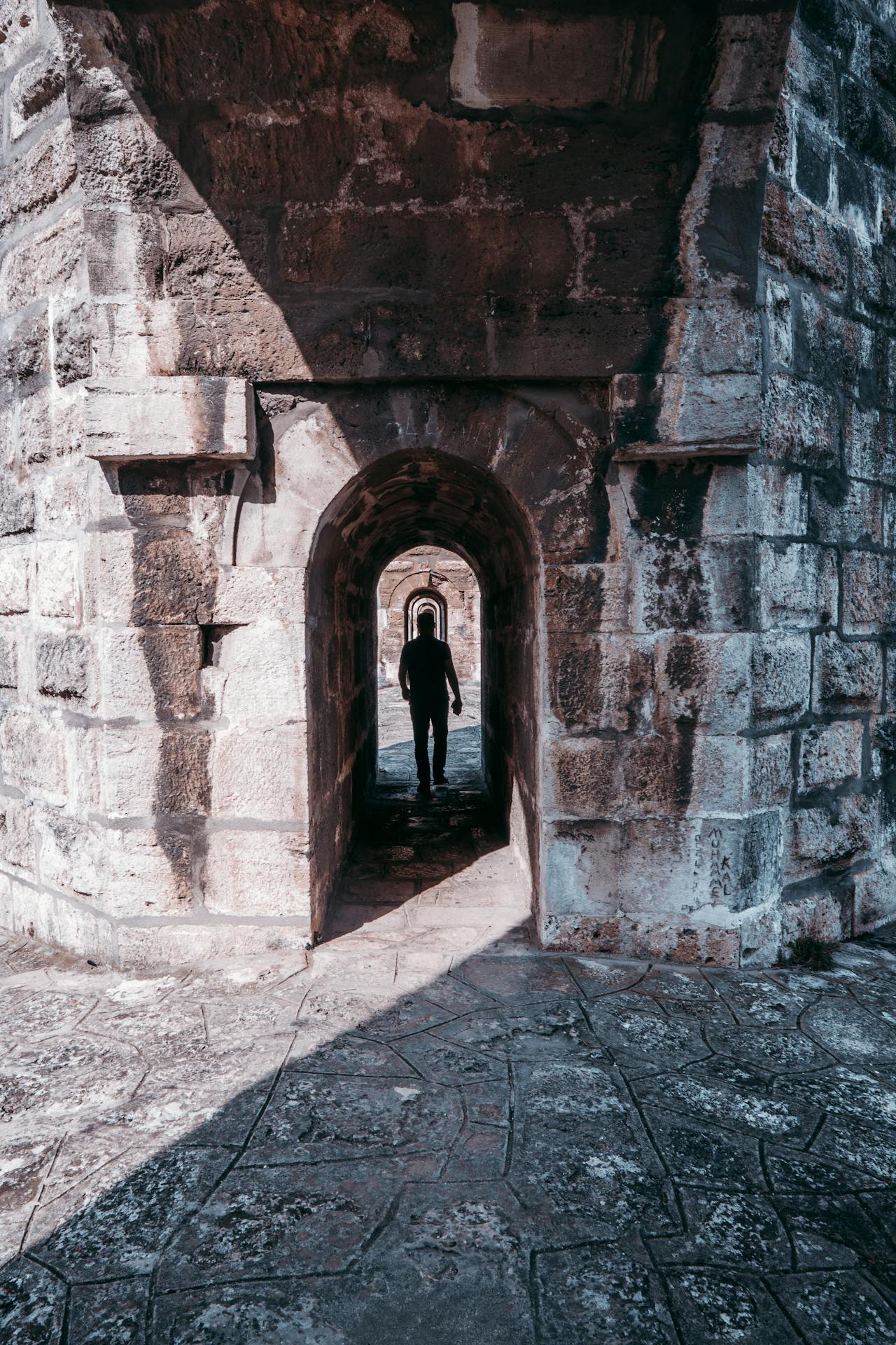 Wanderer's Tales #14 - Passages